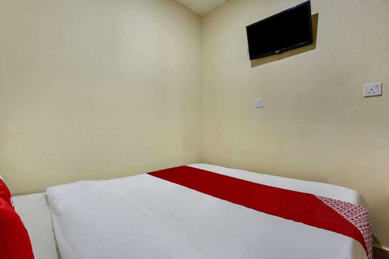 Oyo 43927 Sassana Hotel Kuala Lumpur Exterior foto